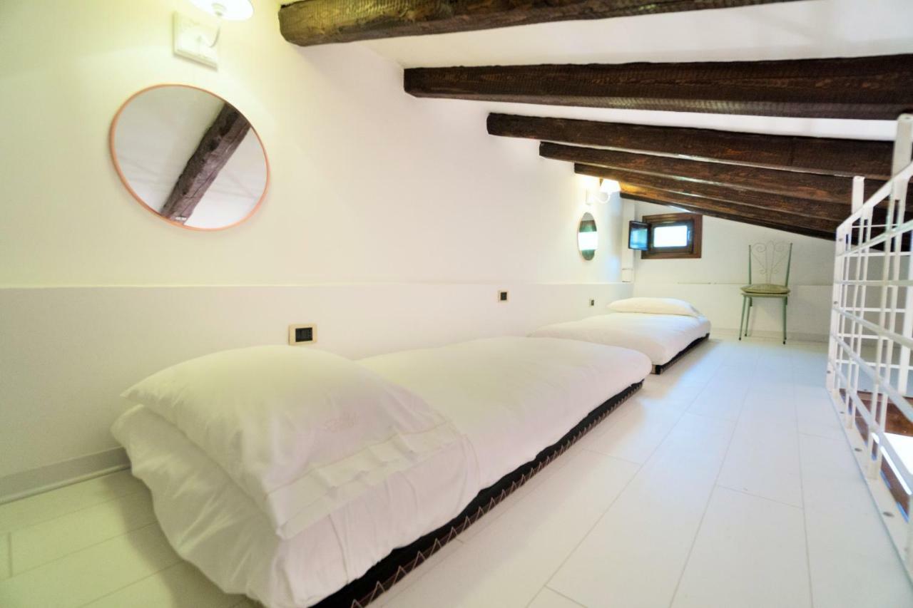 Villa Ducale Hotel & Ristorante Доло Екстериор снимка