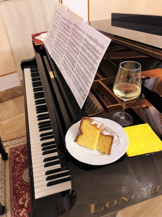 Villa Ducale Hotel & Ristorante Доло Екстериор снимка