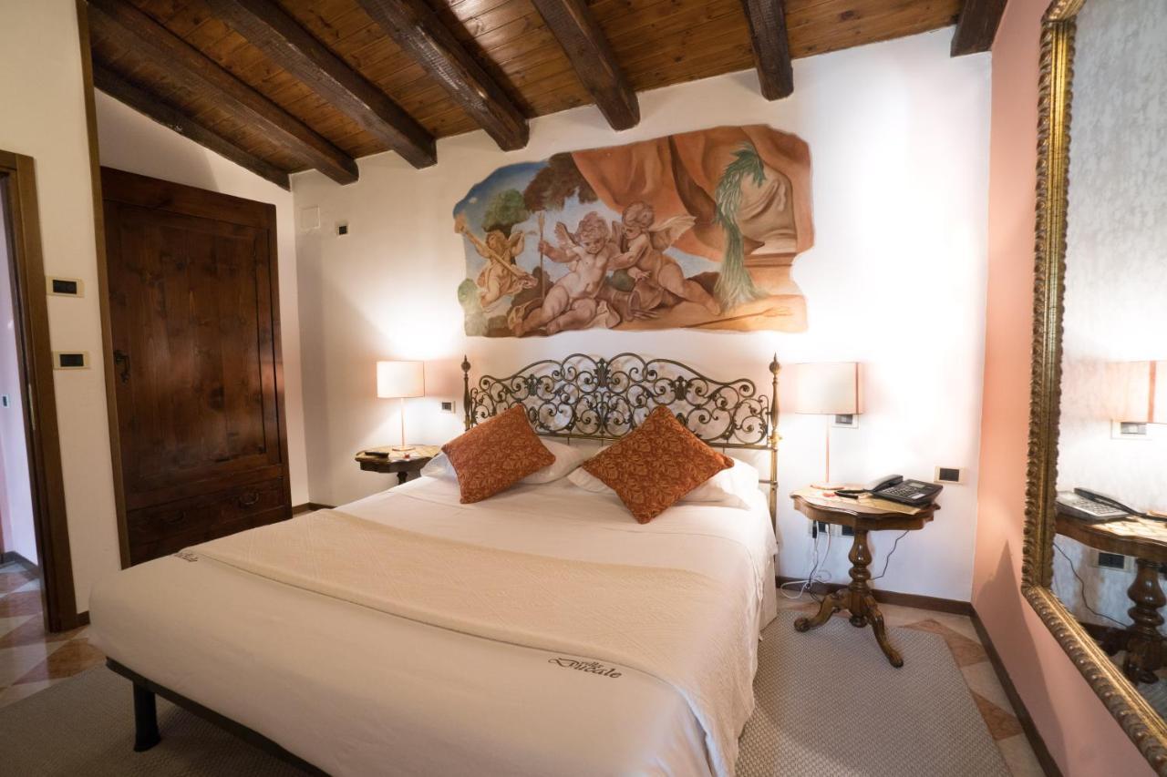 Villa Ducale Hotel & Ristorante Доло Екстериор снимка